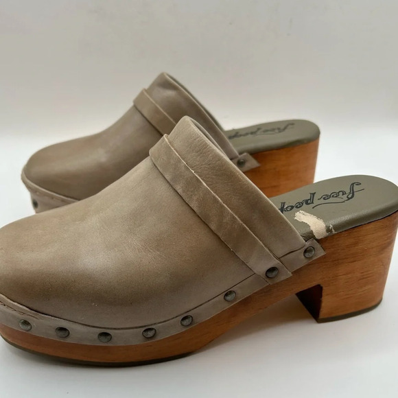 NEW Free People Calabasas Studded Leather Wooden Platform Clogs 37.5 7.5 Taupe - Picture 10 of 13